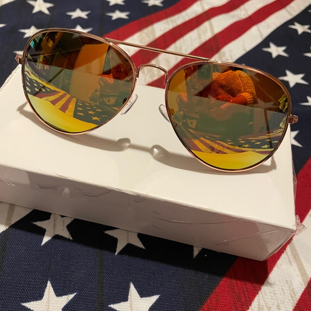 Mirrored Avaitor Sunglasses